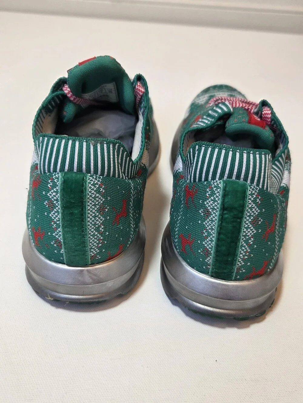 Brooks Levitate 2 Mens 8 Ugly Christmas Sweater Run Merry Holiday Shoes